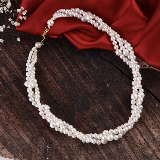 Aarna Pearl Necklace