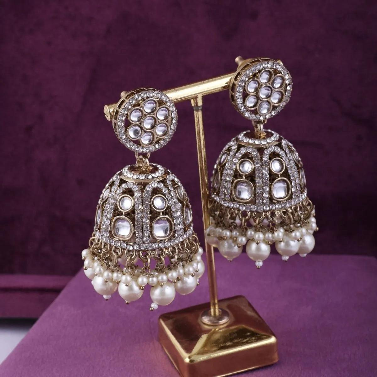 Pearl Yasmeen Jhumka