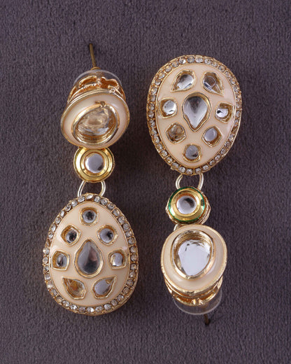 Ivory Kuvar Meenakari Earring