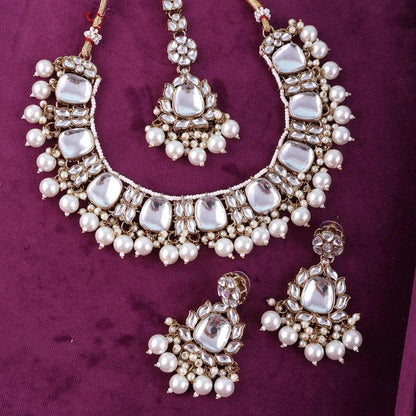 Nahira Necklace