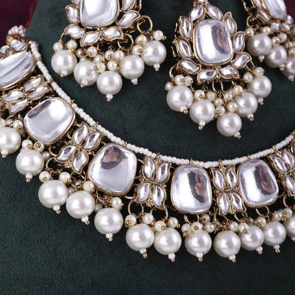 Nahira Necklace