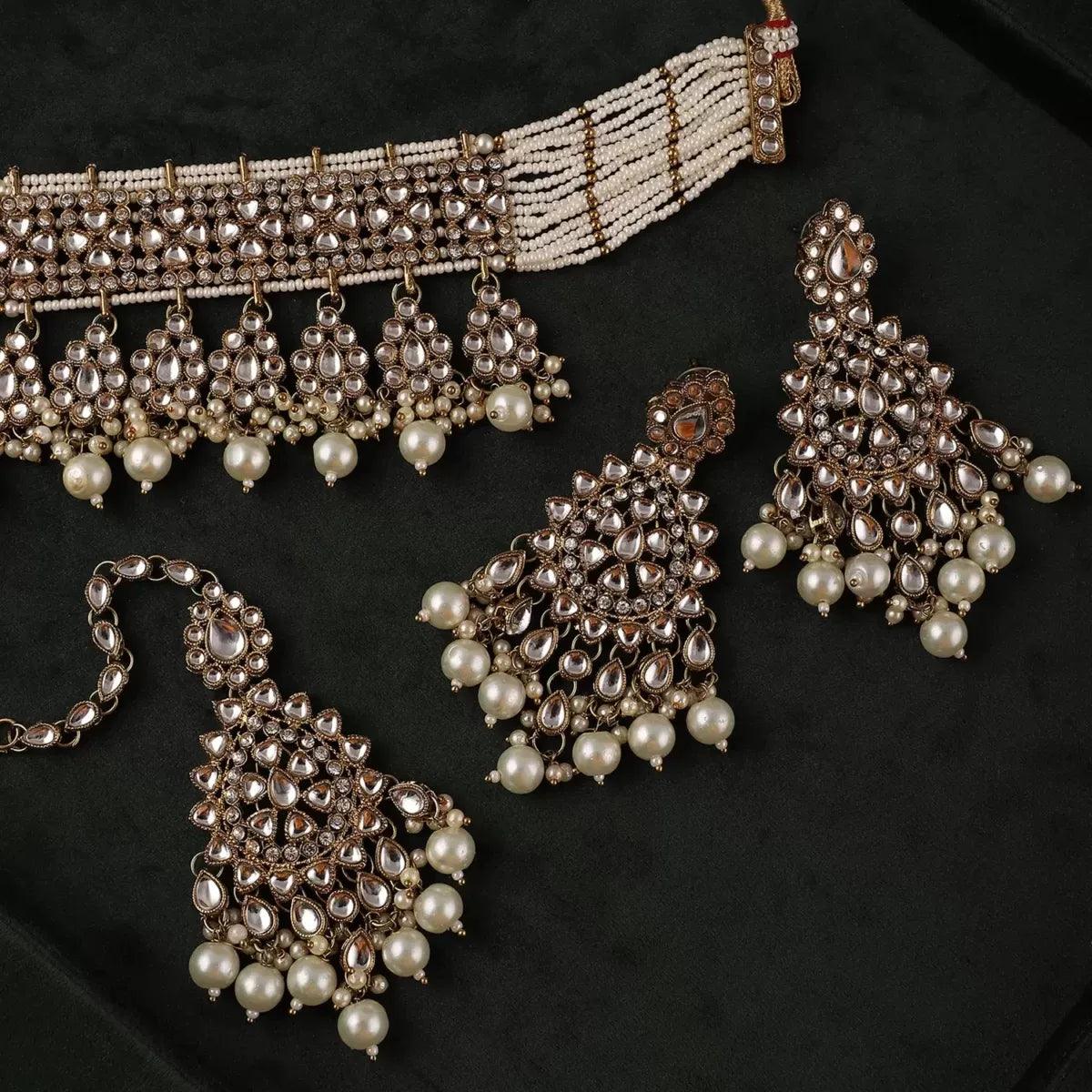 Ridhima Choker Set