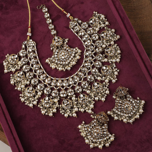 Pearl Arathi Necklace