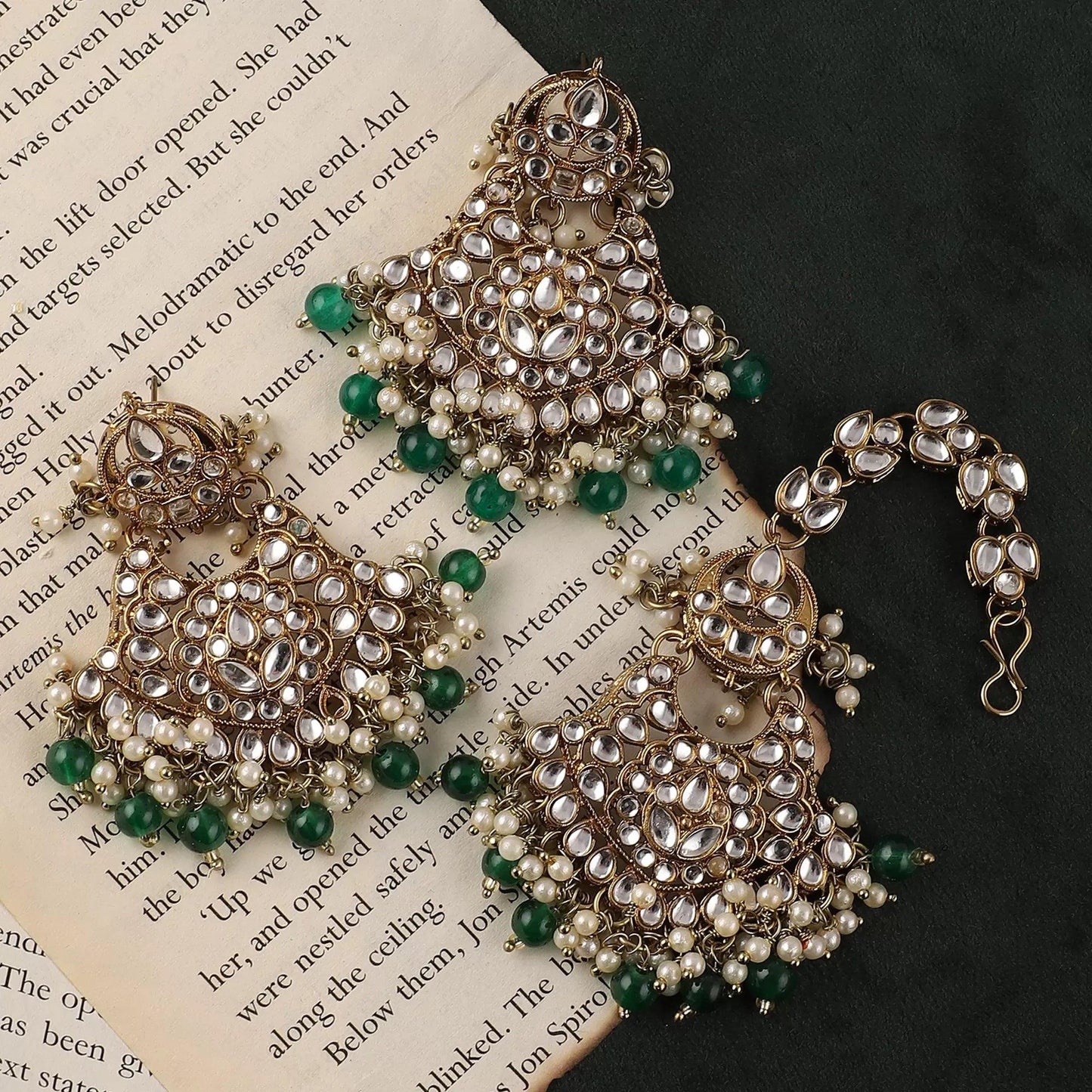 Emerald Arathi Necklace