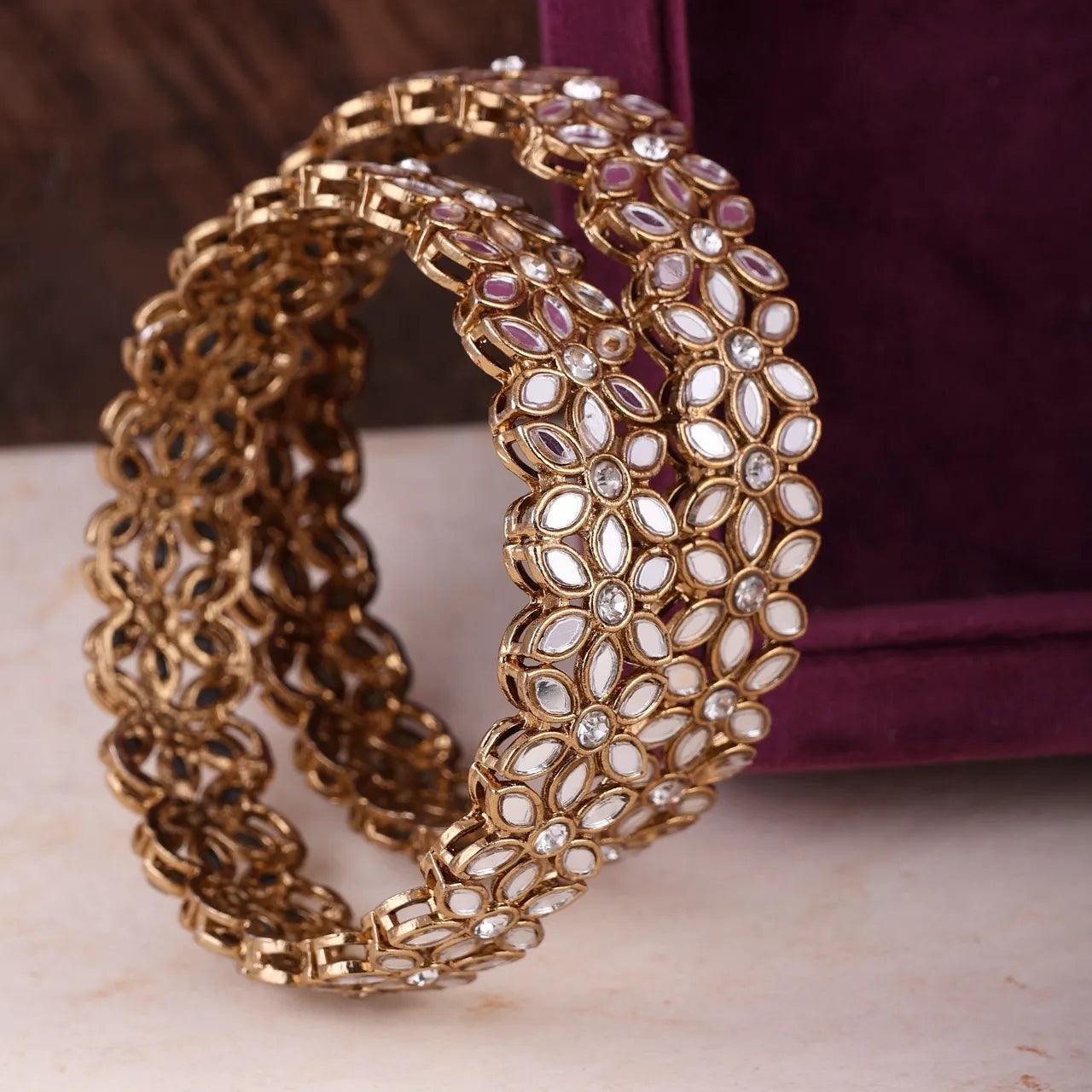 Ishit Kundan Bangle