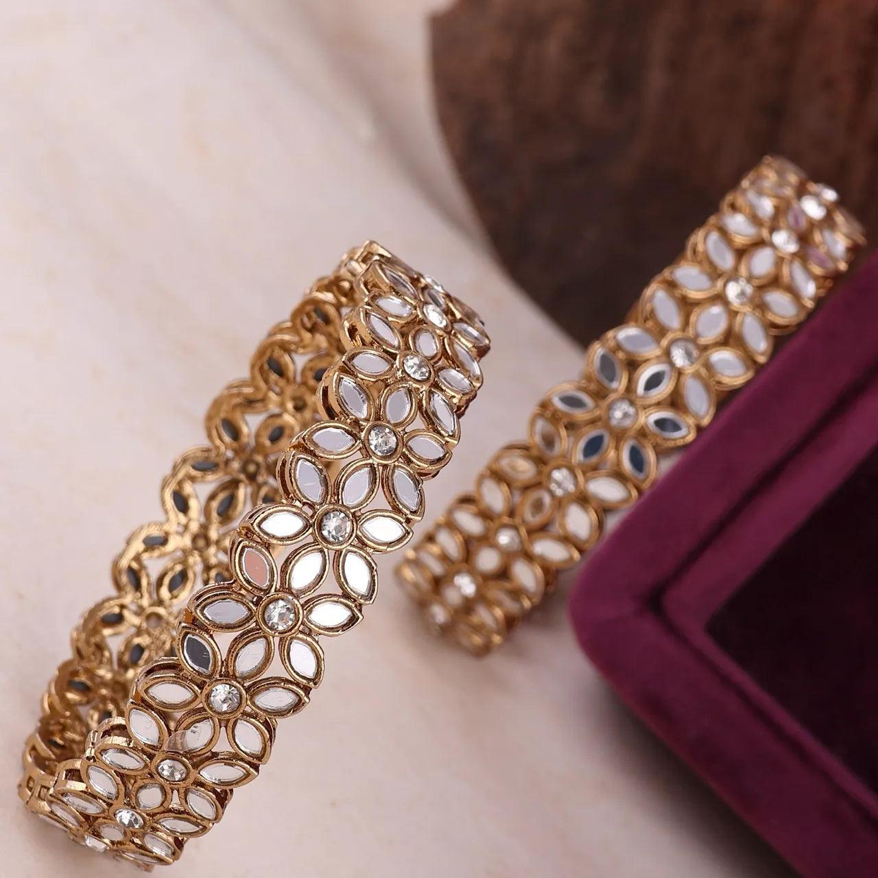 Ishit Kundan Bangle