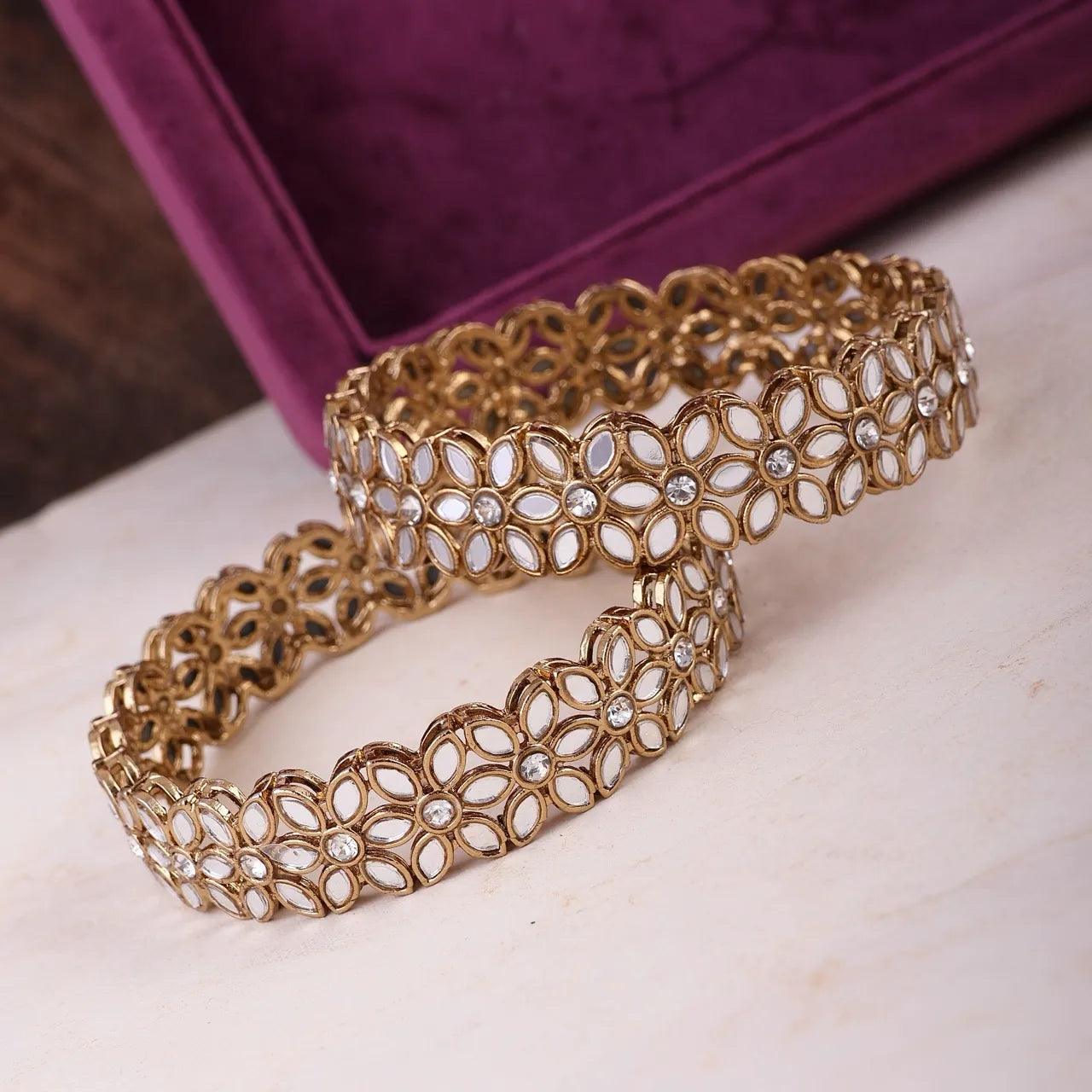 Ishit Kundan Bangle