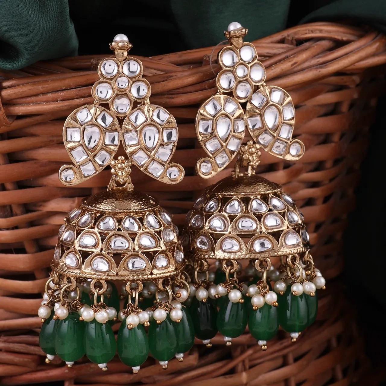 Emerald Varun Jhumka