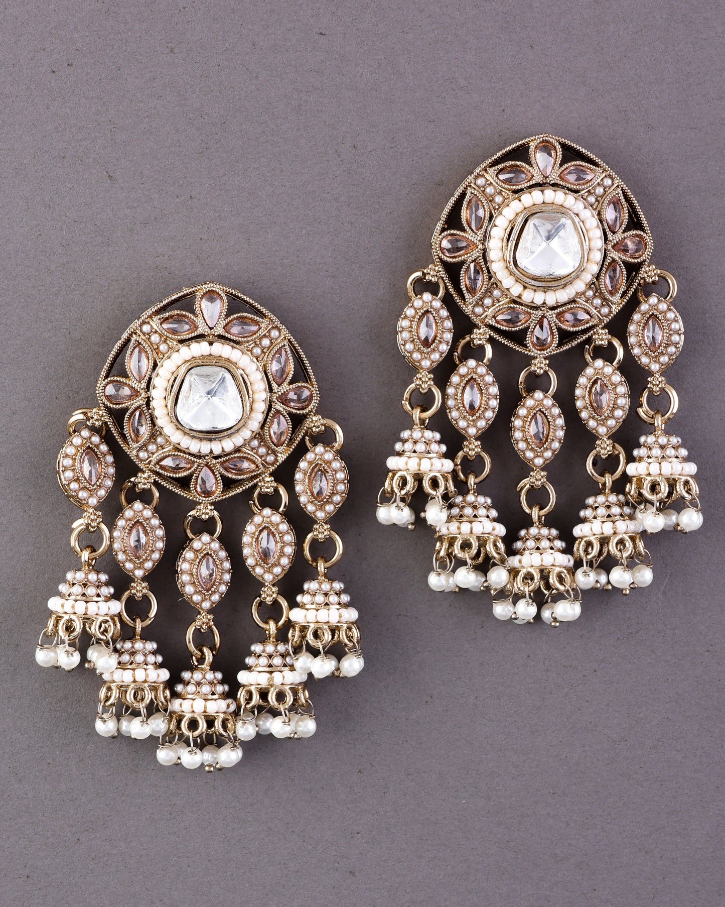 Pearl Mahnoor Designer Earring