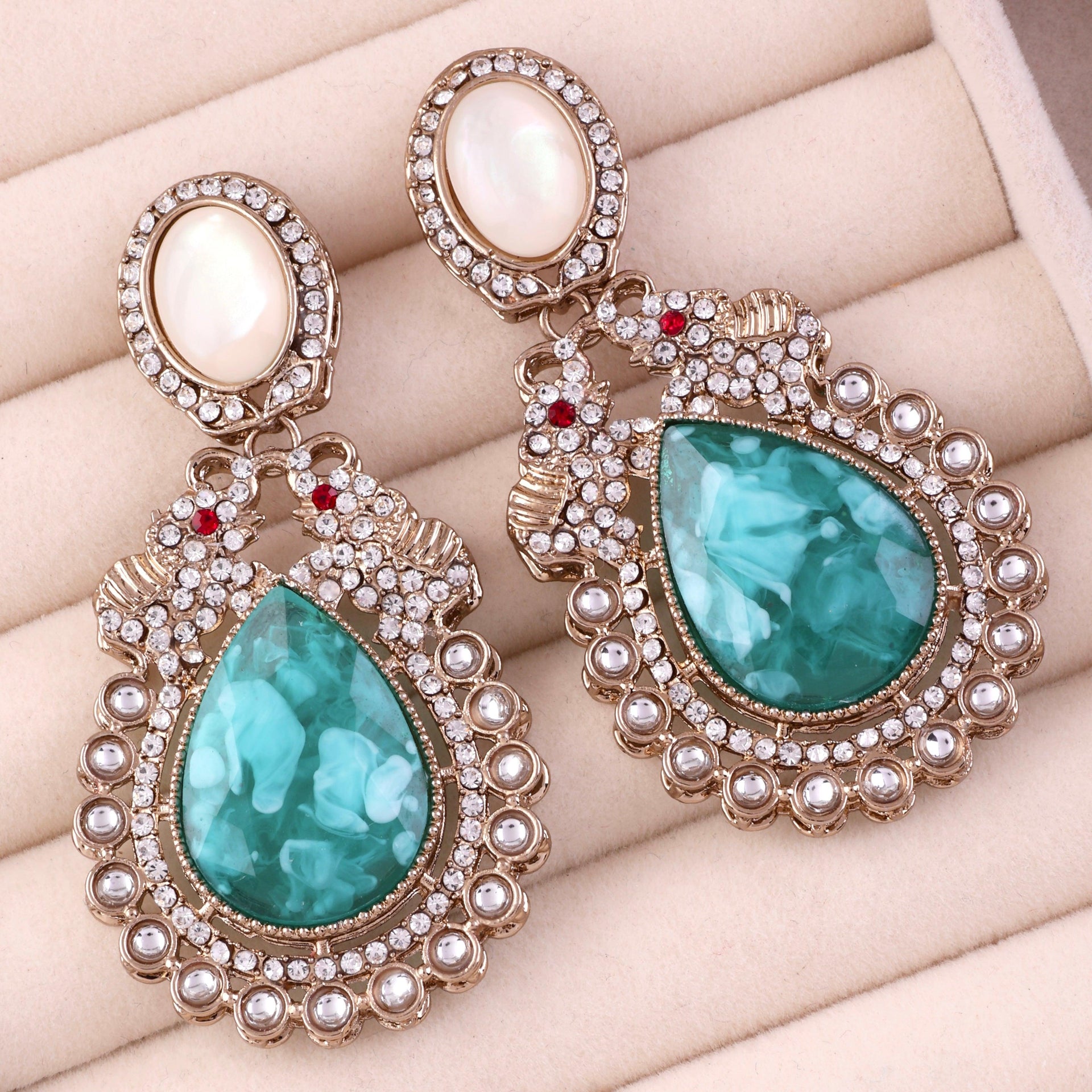 Sage Green Daniel Zircon Earring