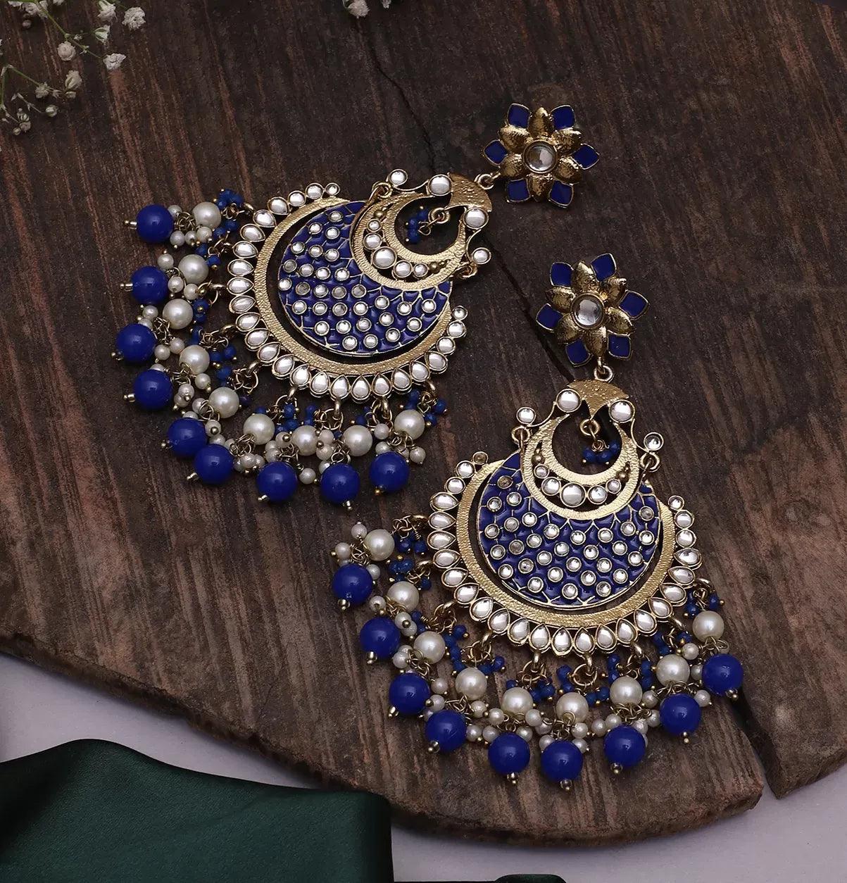 Blue Nazma Chandbali