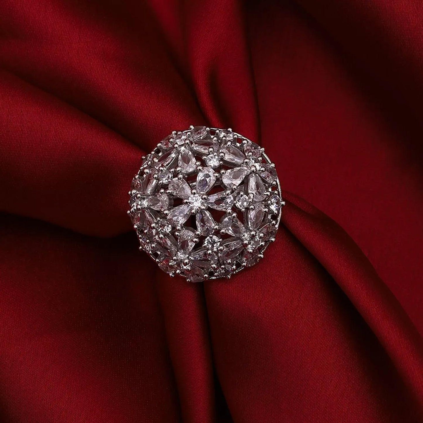 Oralia – Valentine Edition Ring