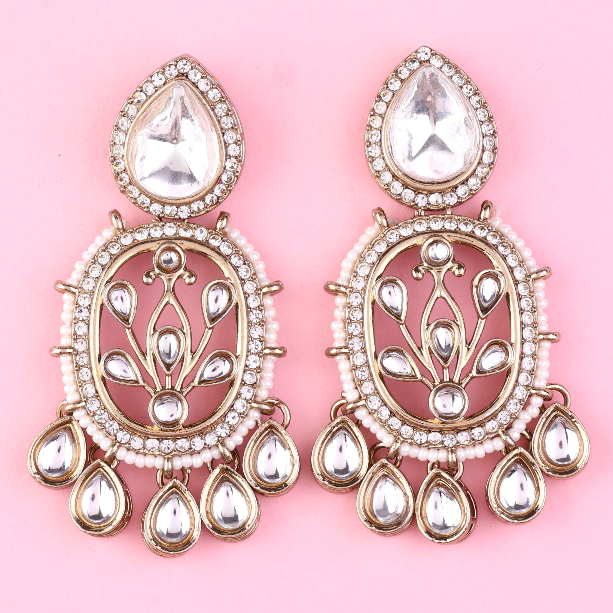 Avya Designer Earring