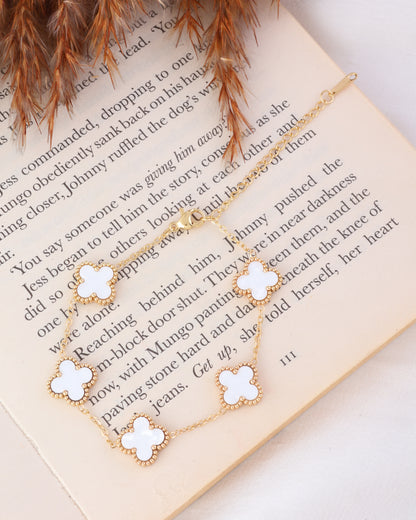 White Yuna Anti Tarnish Bracelet