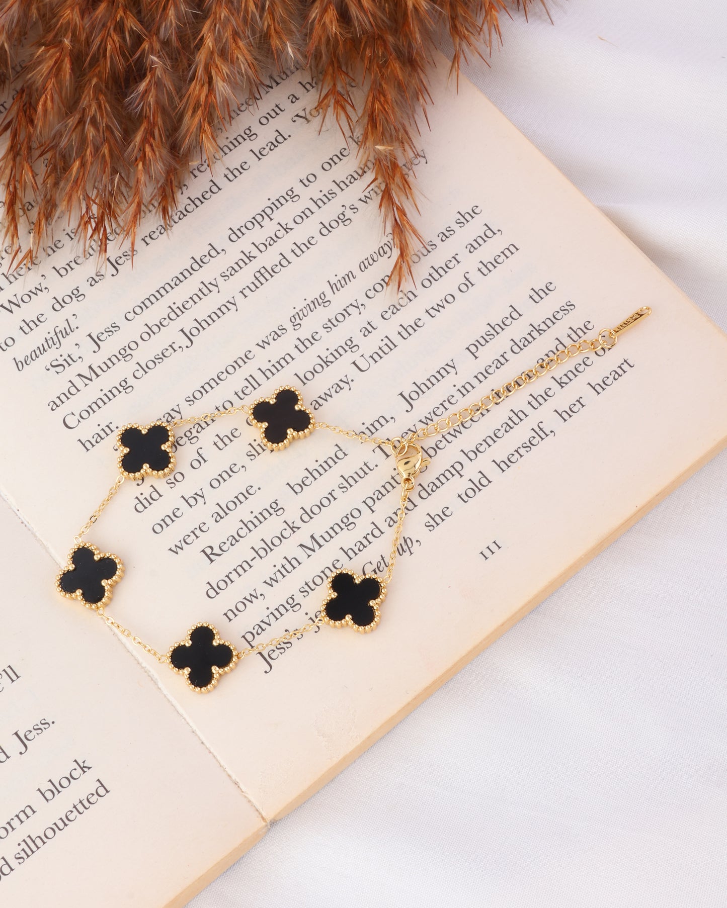 Black Yuna Anti Tarnish Bracelet