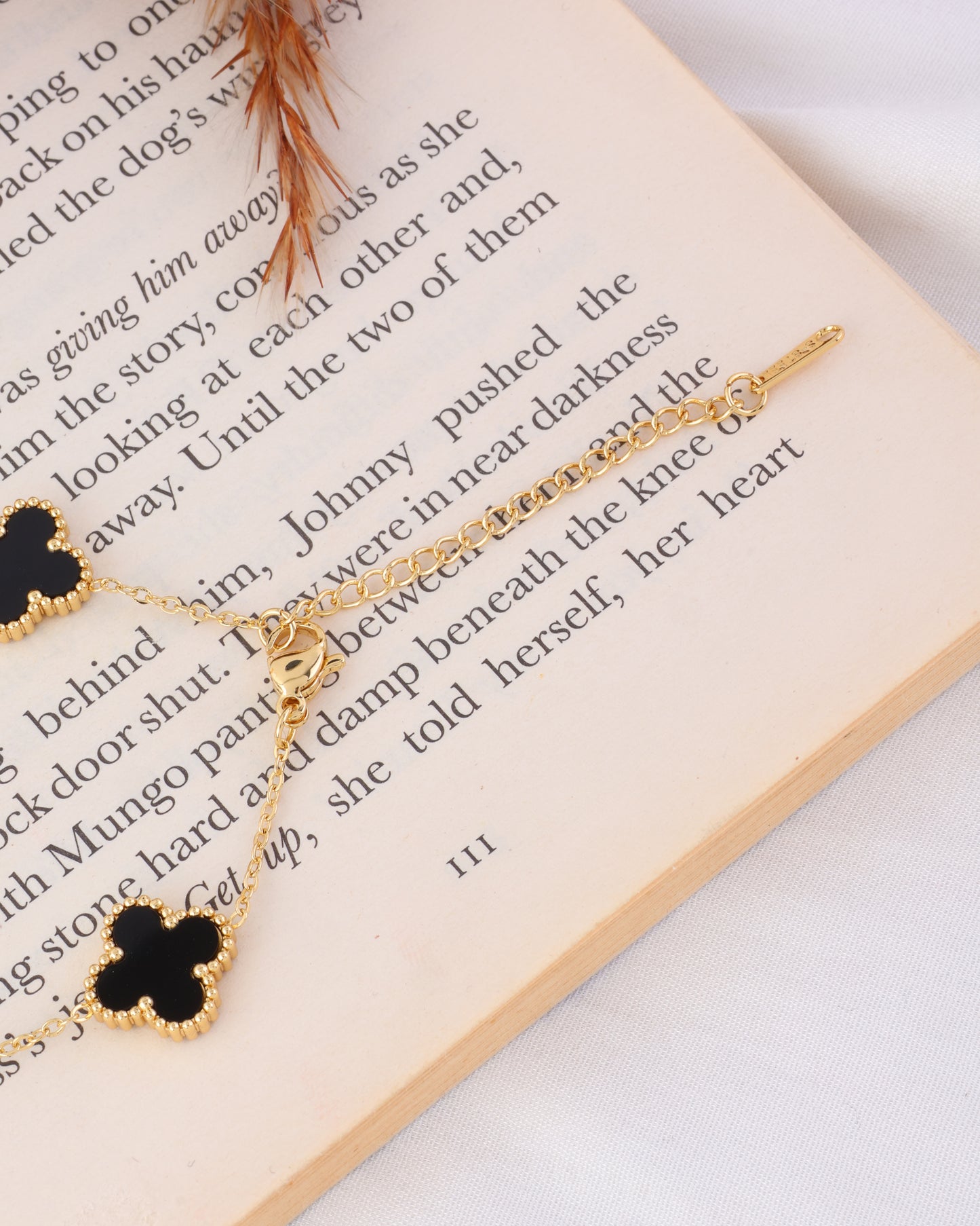 Black Yuna Anti Tarnish Bracelet