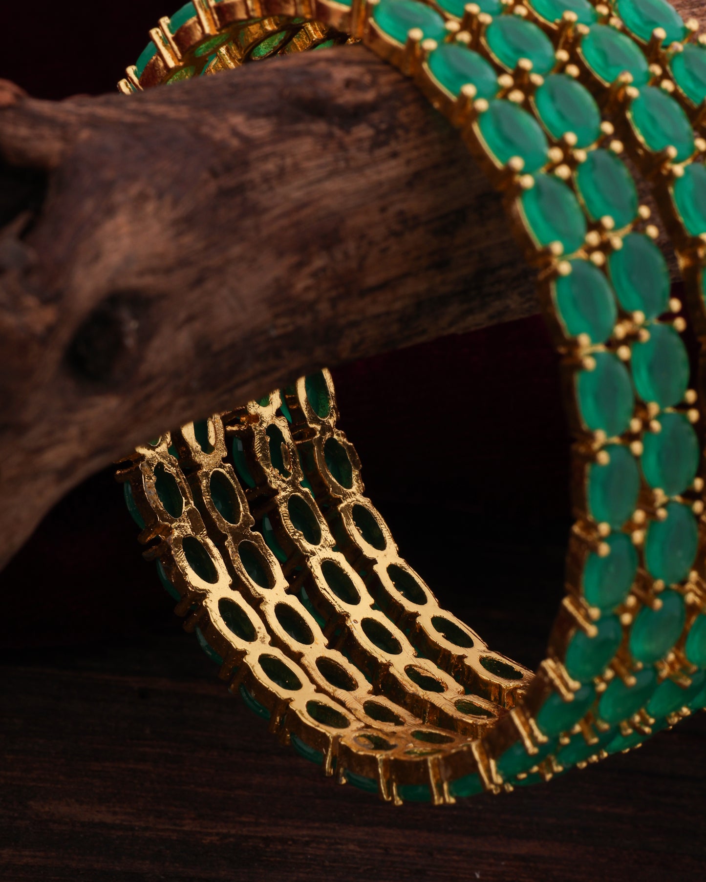 Emerald Sriyam Bangle Set