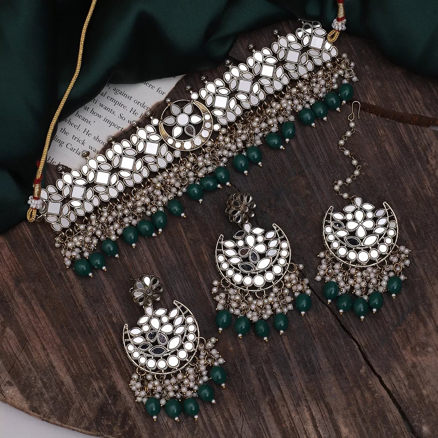 Dark Green Hayat Mirror Choker Set
