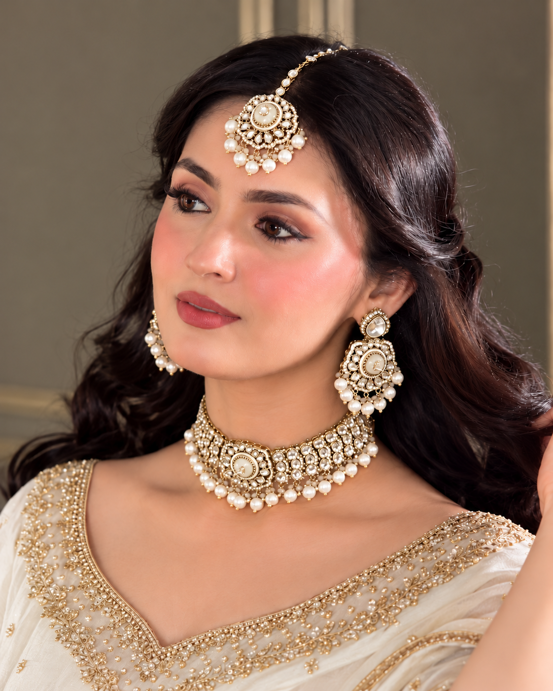 Ivory Saadika Premium Sabya Inspired Monalisa Necklace Set with Earring & Teeka