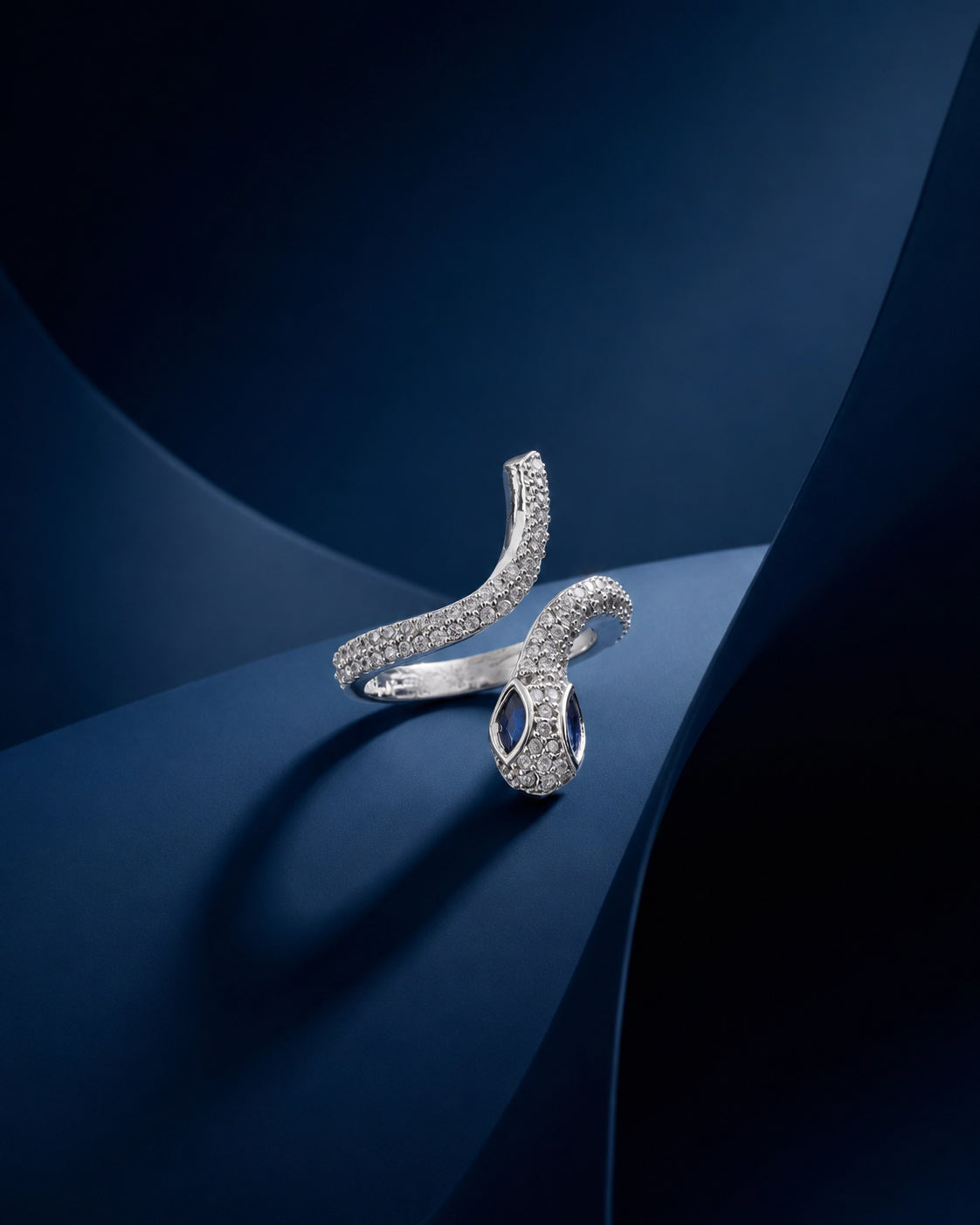 Blue Zenifer American Diamond Serpenti Ring
