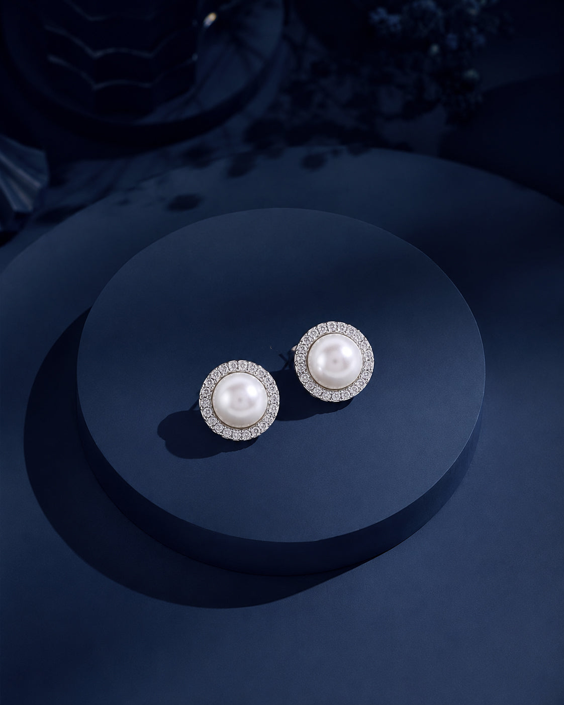 Hollice Voguish Stud Earrings