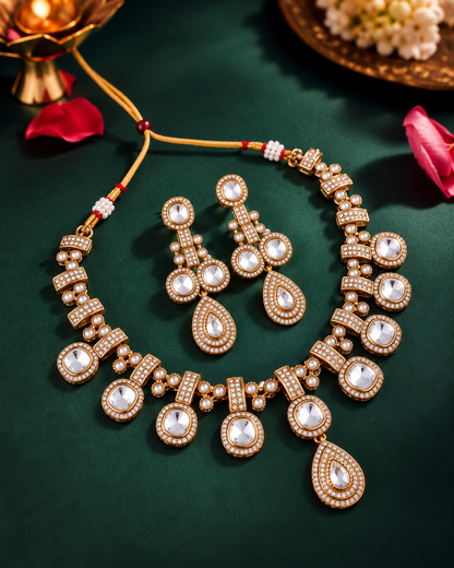 White Kashvika Polki Dupe Necklace Set with Earring and Teeka