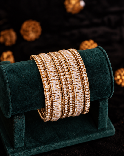 Anjum Kundan Bangle Set
