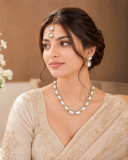 Ishvika Premium Polki Dupe Necklace Set with Earring & Mangteeka