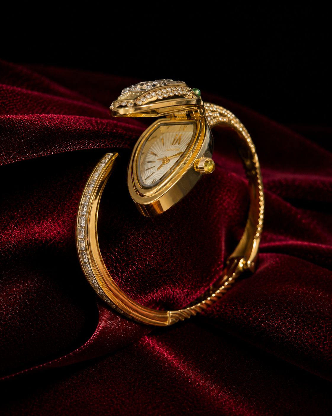 Valencia Serpenti Quartz Wrist Watch - Gold