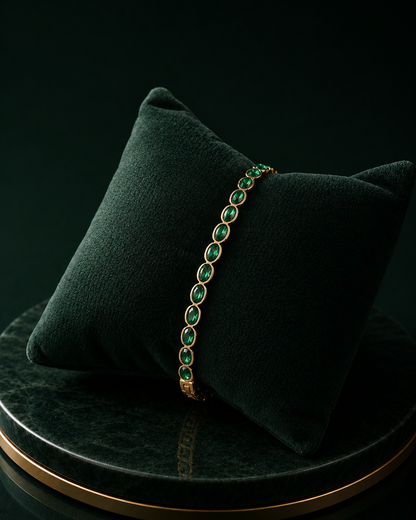 Emerald Santina Voguish Bracelet