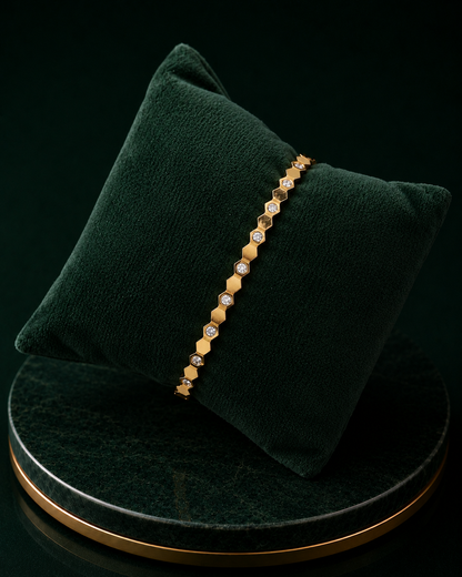 Avenza Voguish Bracelet