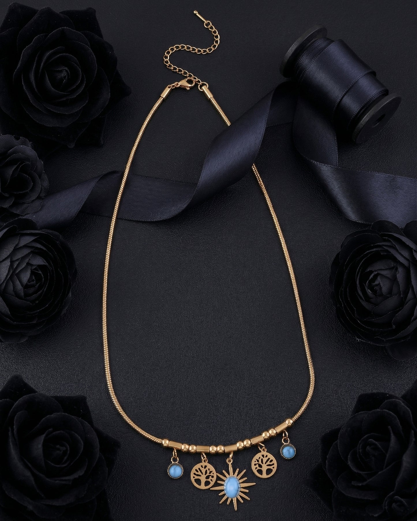 Soleil Voguish Pendant Necklace