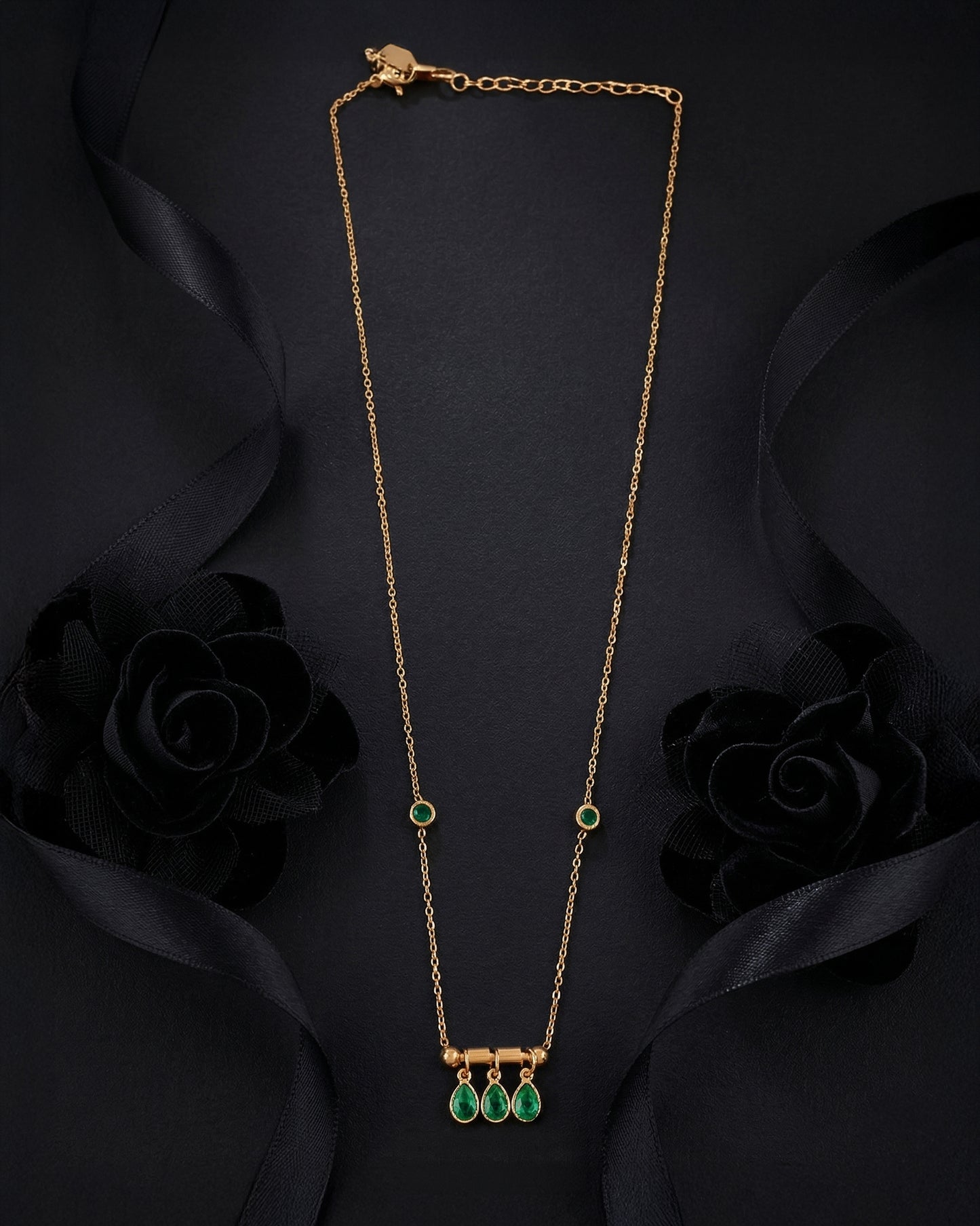 Emerald Kai Voguish Pendant Necklace