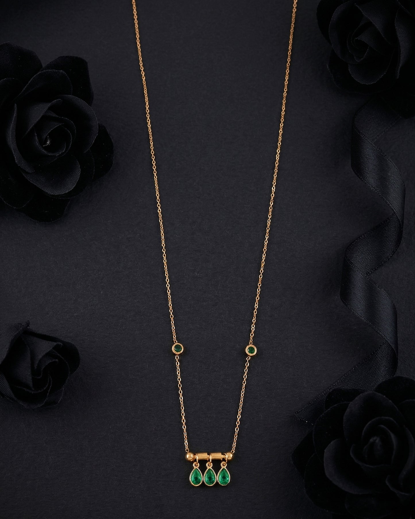Emerald Kai Voguish Pendant Necklace