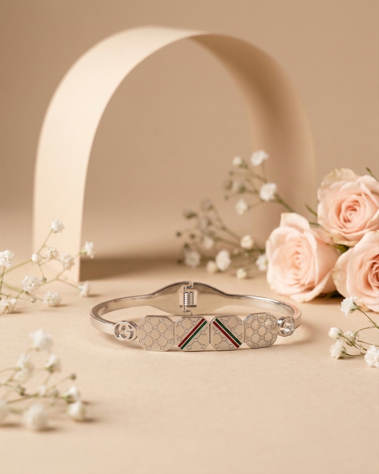 Blythe Voguish Bracelet