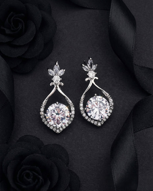 Ephrain Voguish Stud Earrings