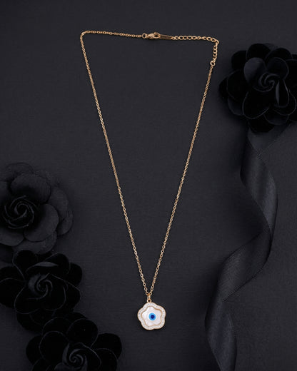 Lilith Voguish Pendant Necklace