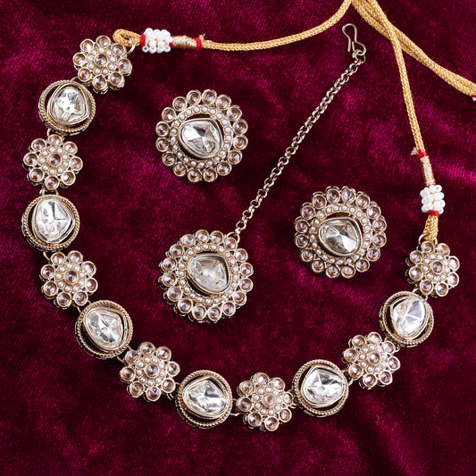 Yashika Polki Dupe Necklace with Earring and Teeka