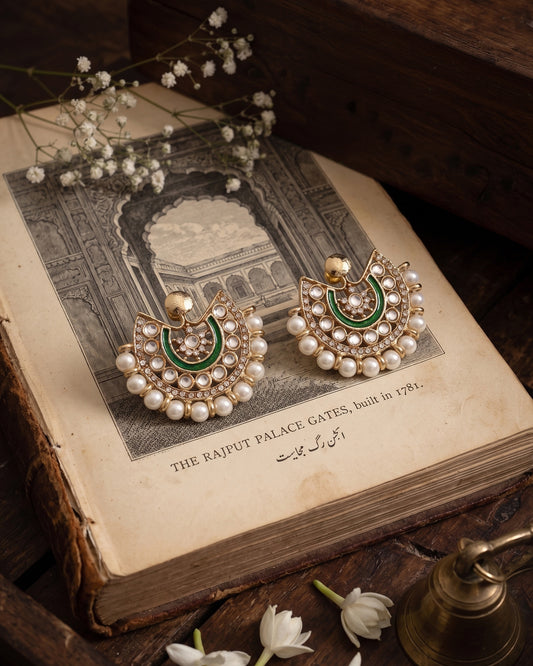 Green Nida Stud