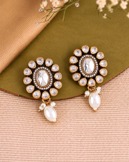 White Alizeh Monalisa Antique Designer Stud Earring