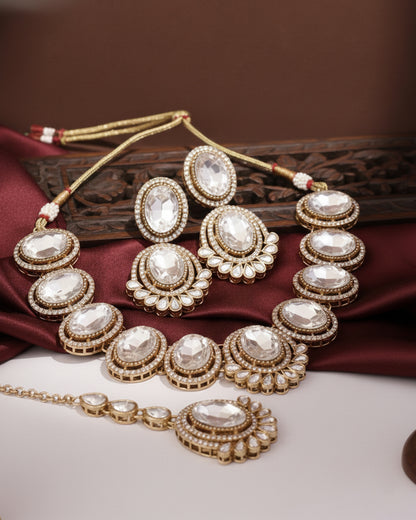 Silver Parnika Premium Polki Dupe Necklace with Earring and Mangteeka