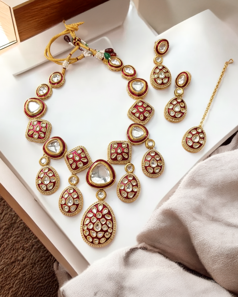 Kuvar Premium Meenakari Dabi Kundan Necklace Set with Earring and Teeka