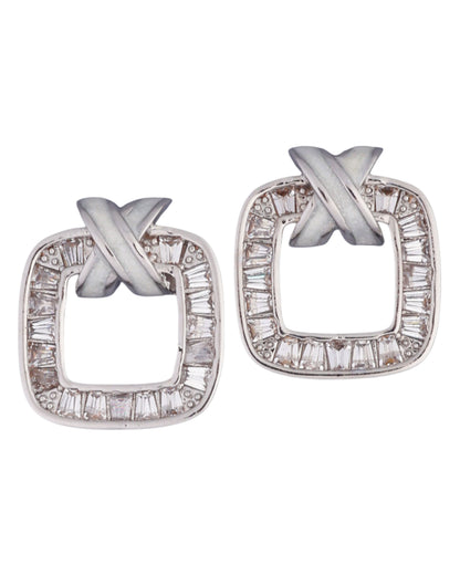 Dylan Voguish Stud Earrings