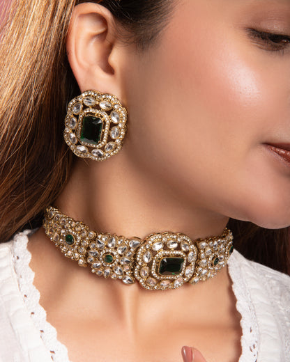 Emerald Gunveen Choker Necklace Earring