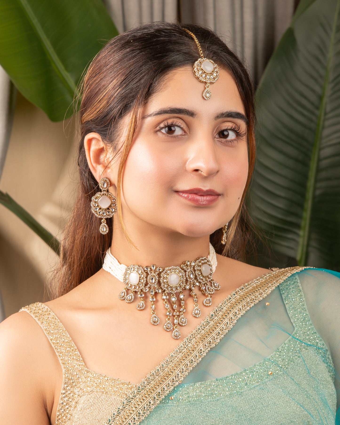 Ivory Meher Premium Necklace with Earring and Mangteeka