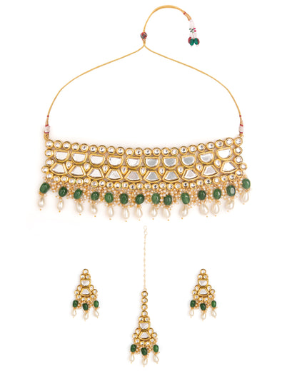 Green Guranshi Dabi Kundan Choker Necklace with Earring and Mangteeka