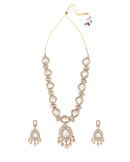 Tanishq Indo Western Necklace With Earrings