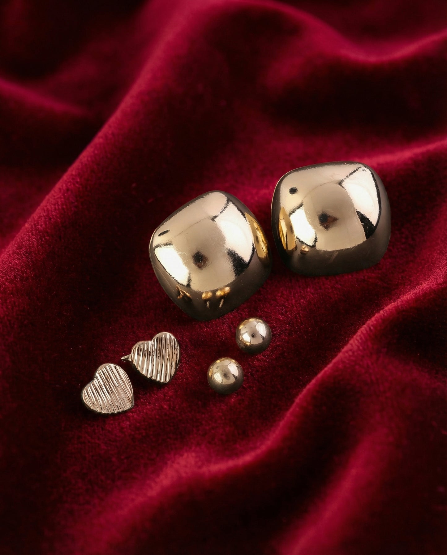 Noel Voguish Earring - Set of 3