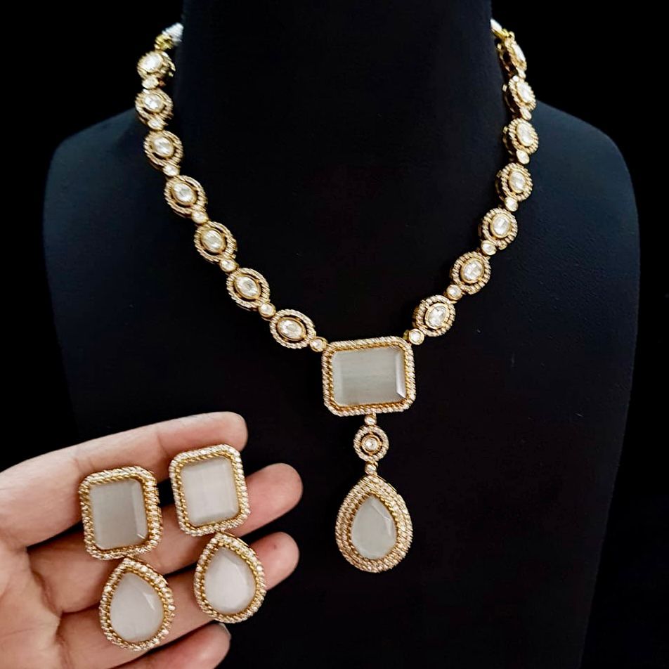 Ivory Akshay Necklace Premium Monalisa and Polki Stone Detailed