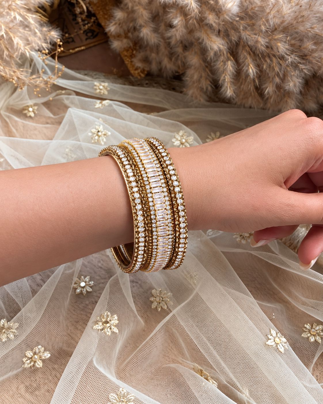 Anjum Kundan Bangle Set